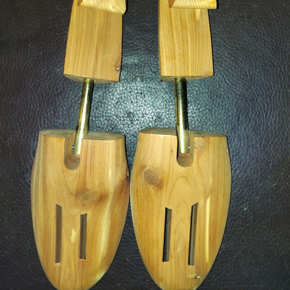 Allen Edmonds Cedar Shoe Trees sz 10